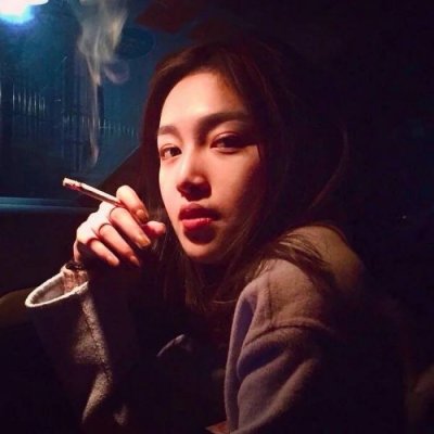 潮流霸气高冷孤独头像女