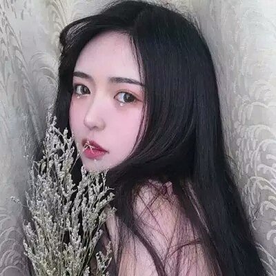 气质独特小众女生头像图片