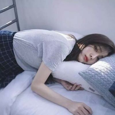 清新孤独伤感女生头像