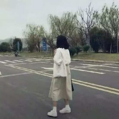 可爱真人女头高清大图