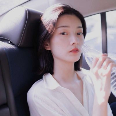 唯美清新好看的微信头像女